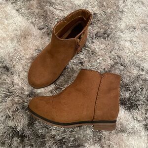 Girls Brown Suede Ankle Boots
